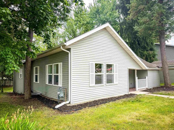 Listing Image 3