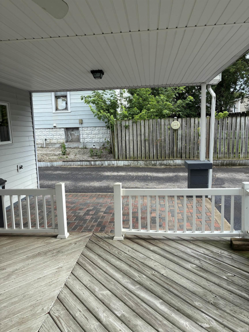 Listing Image 17