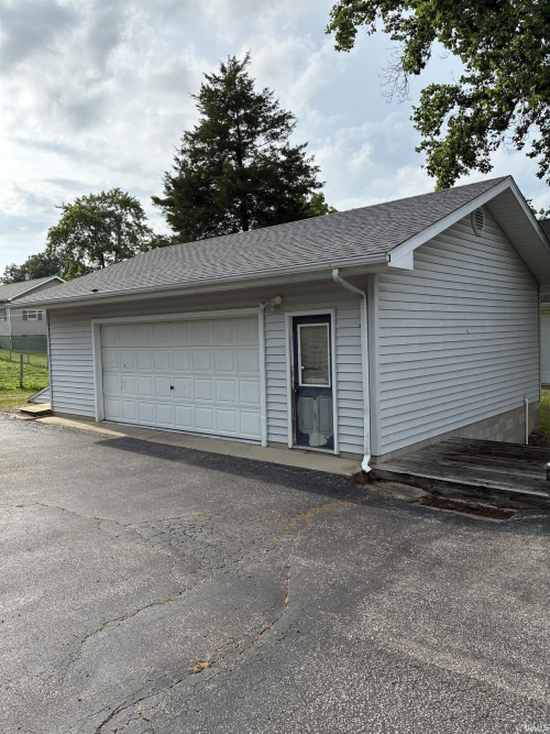 Listing Image 22
