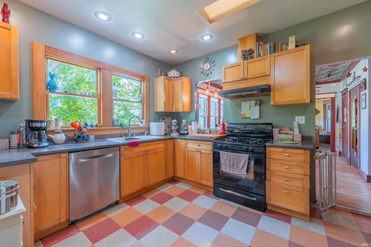 Listing Image 15