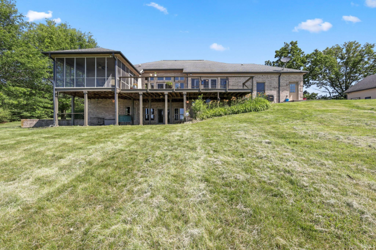 Listing Image 43