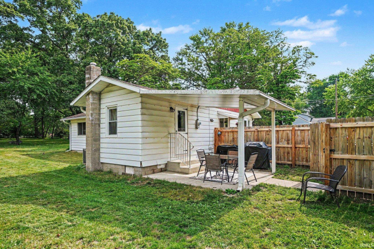 Listing Image 24