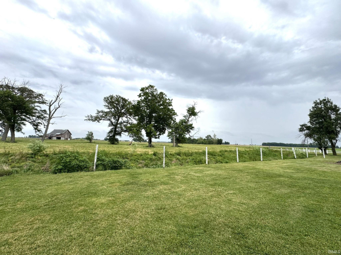 Listing Image 28