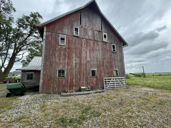 Listing Image 38
