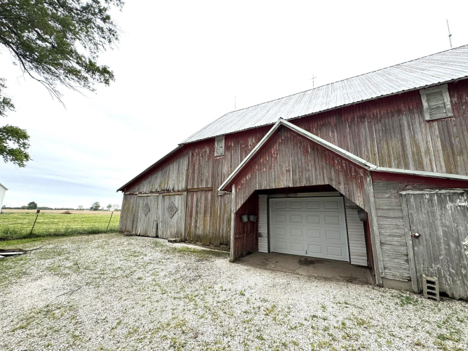 Listing Image 40