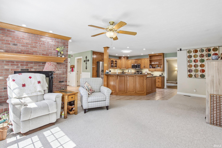 Listing Image 14