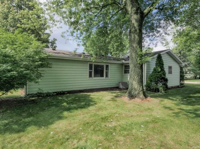 Listing Image 19