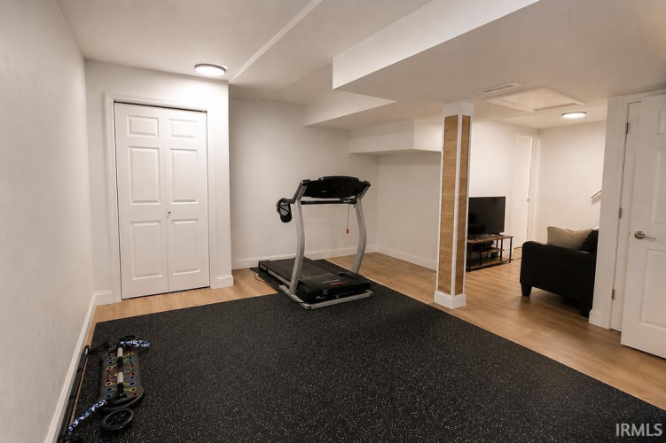 Listing Image 19
