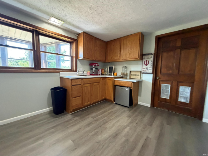 Listing Image 45