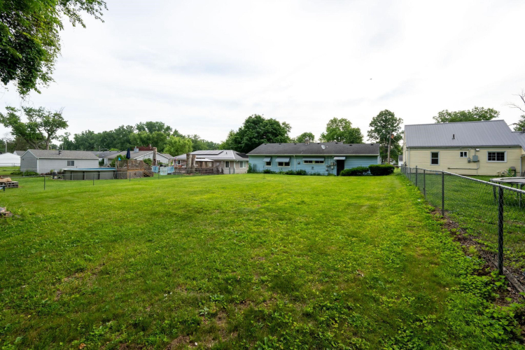 Listing Image 35