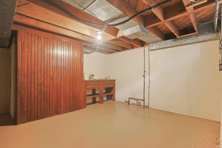 Listing Image 27