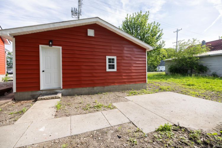 Listing Image 35