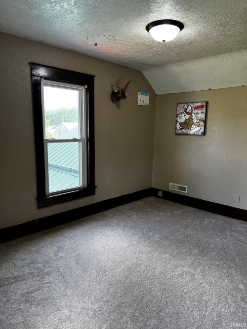 Listing Image 26