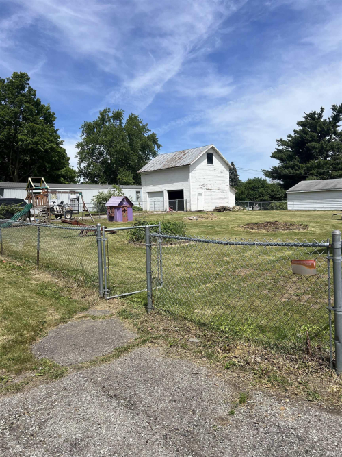 Listing Image 28