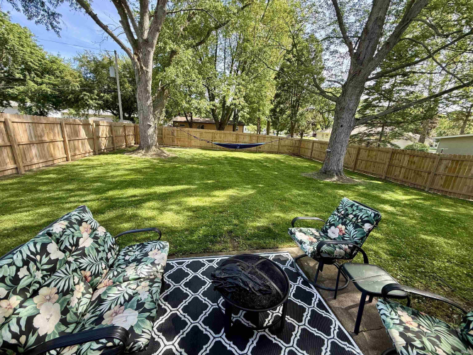 Listing Image 16