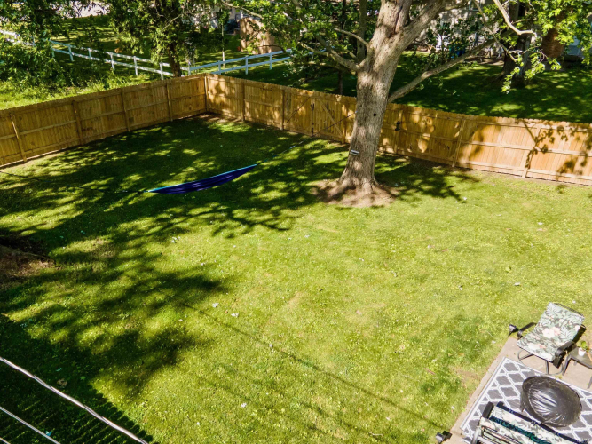 Listing Image 17