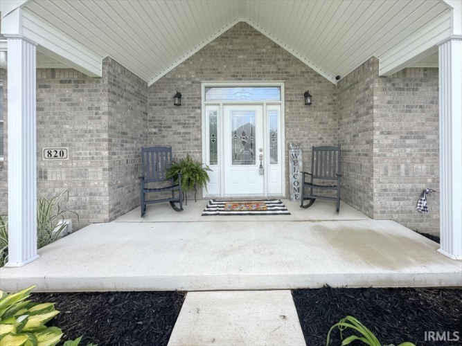 Listing Image 3