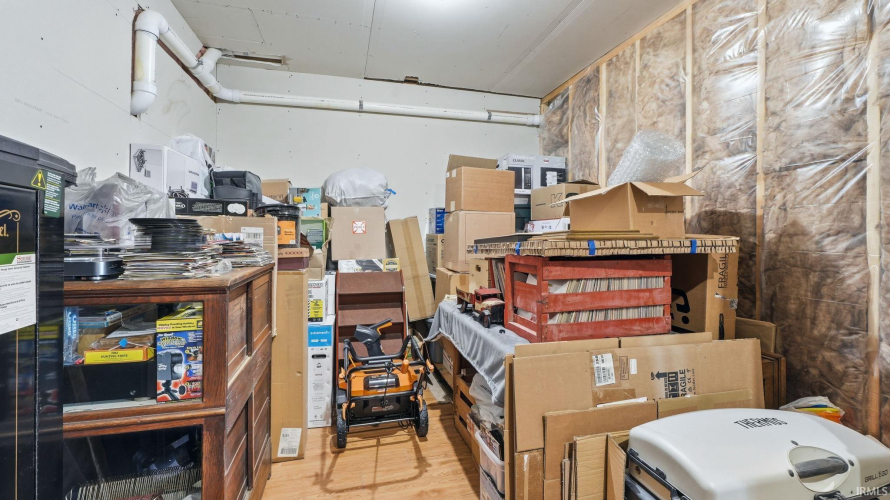 Listing Image 31