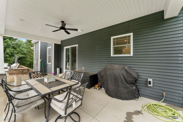 Listing Image 42