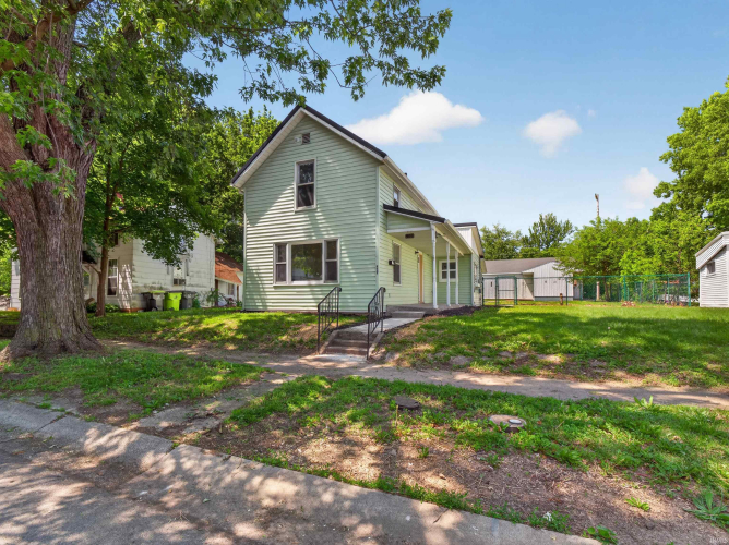 Listing Image 2