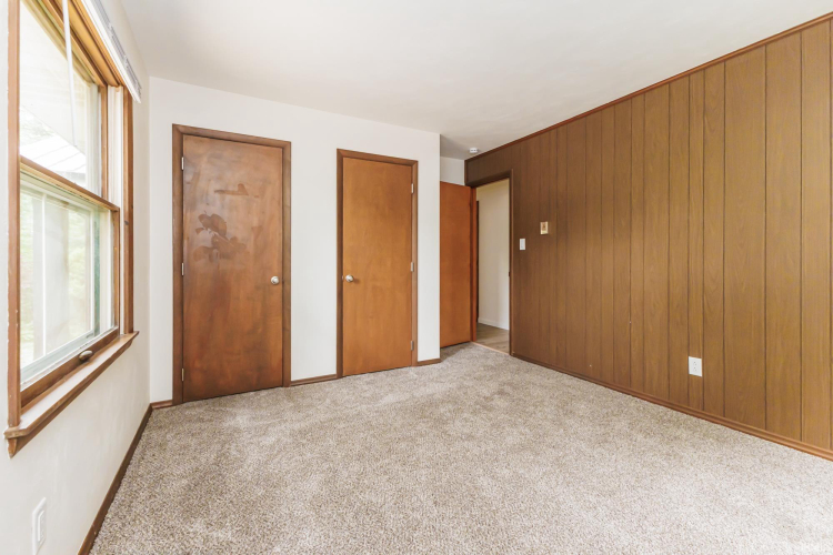 Listing Image 28