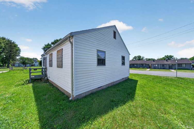 Listing Image 23