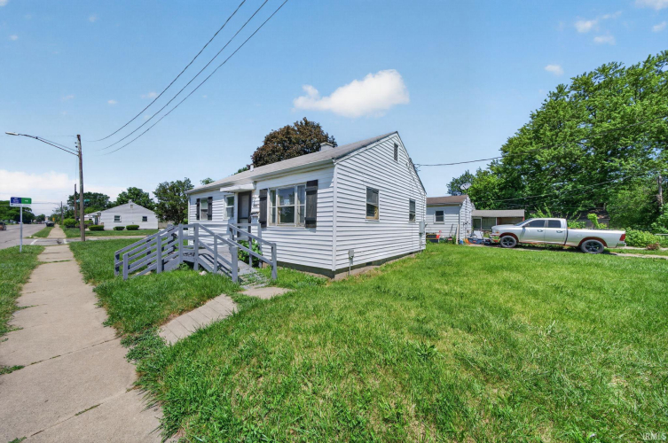 Listing Image 25