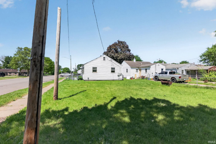 Listing Image 26
