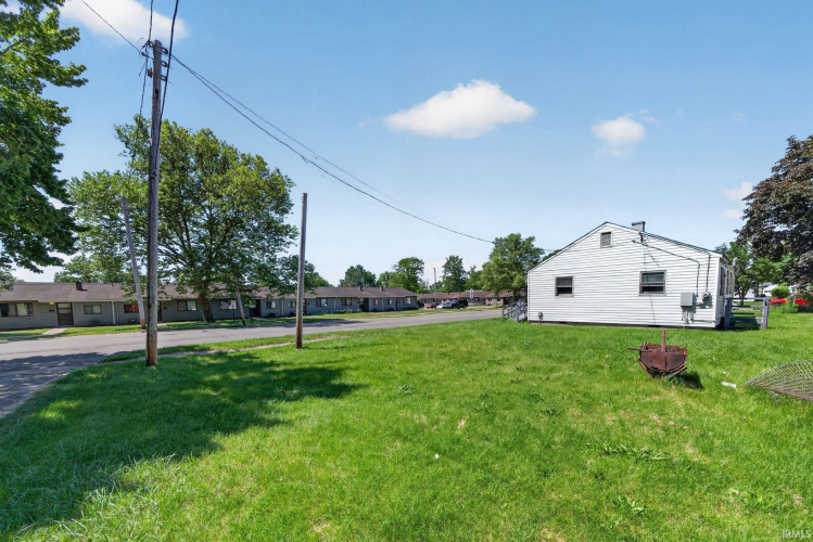Listing Image 27