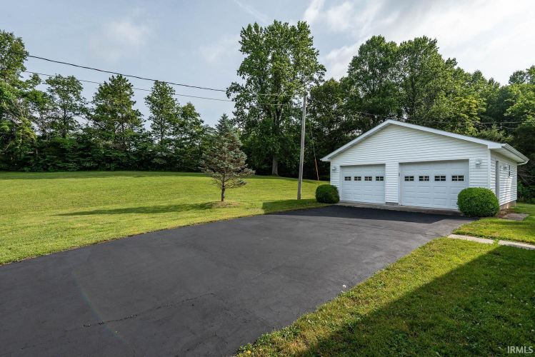 Listing Image 35