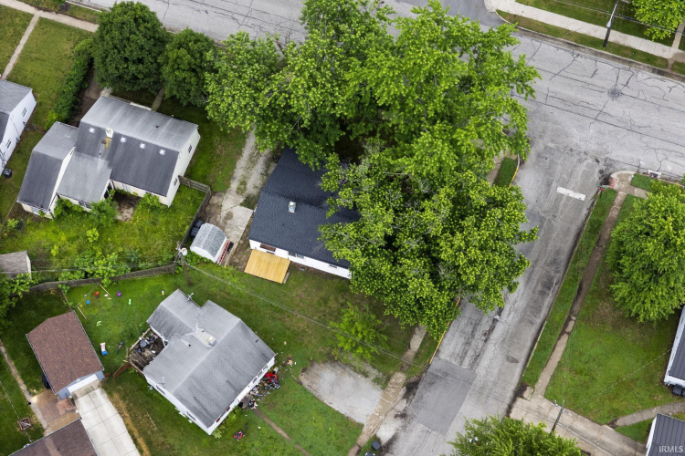 Listing Image 24