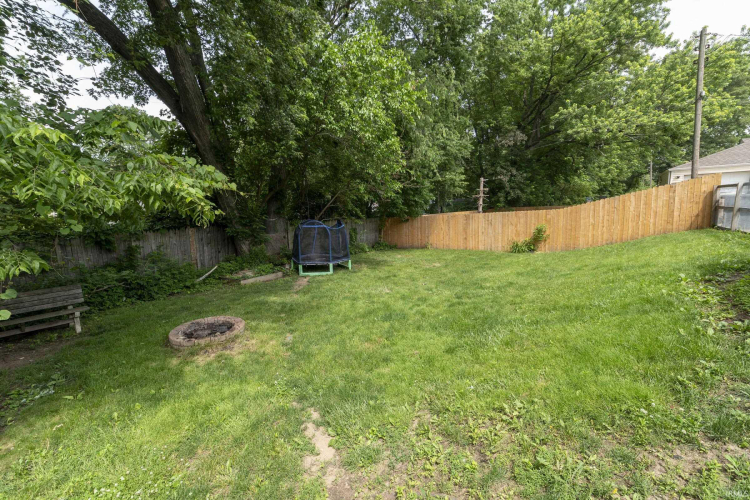 Listing Image 24