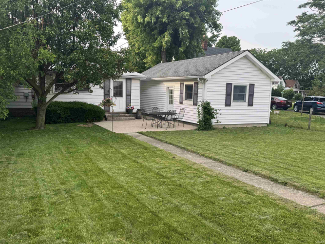Listing Image 11