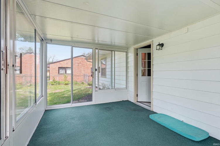 Listing Image 33