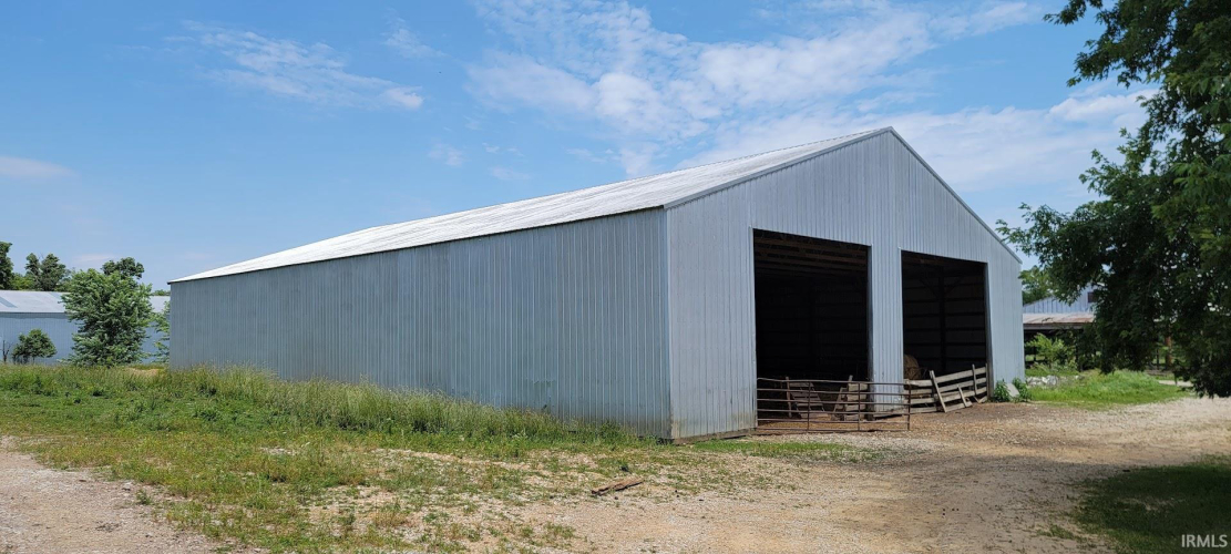 Listing Image 7