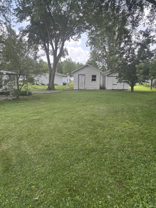 Listing Image 3