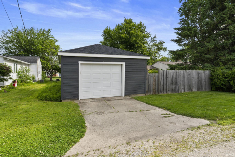 Listing Image 30