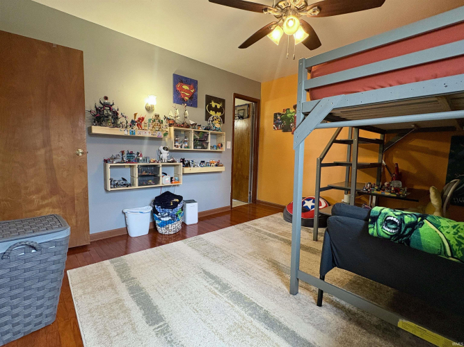 Listing Image 21