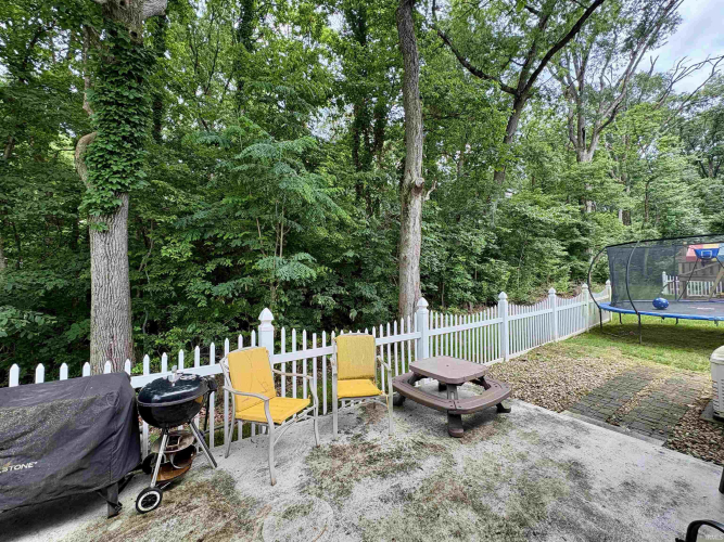Listing Image 36