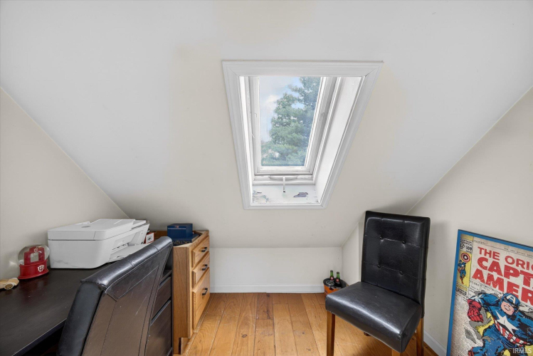 Listing Image 31