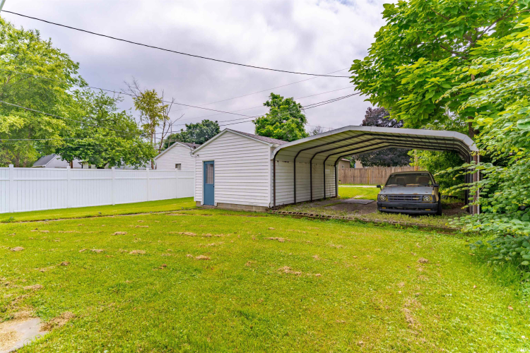 Listing Image 20