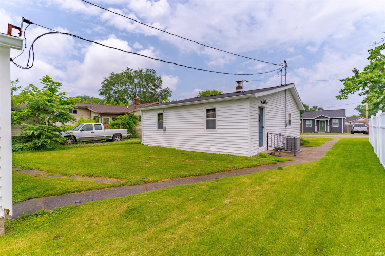 Listing Image 21