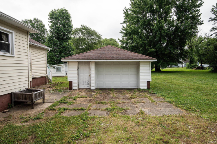 Listing Image 24