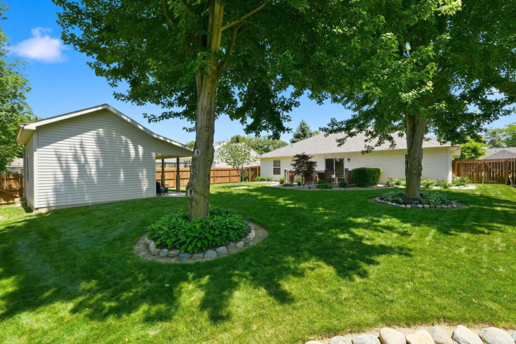 Listing Image 42