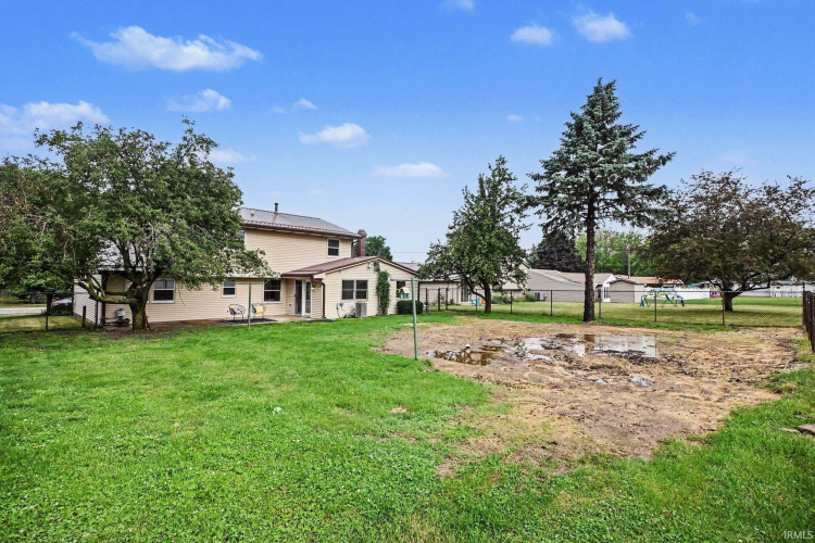 Listing Image 19