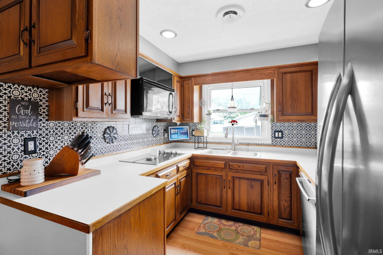 Listing Image 13