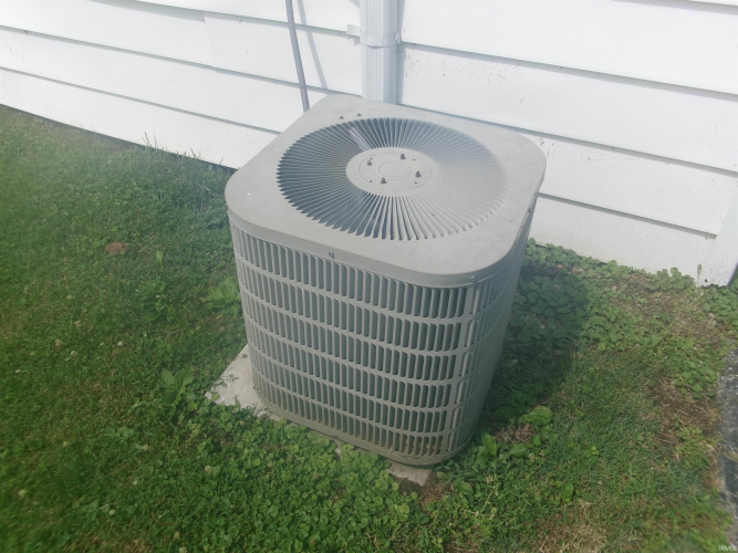 Listing Image 22