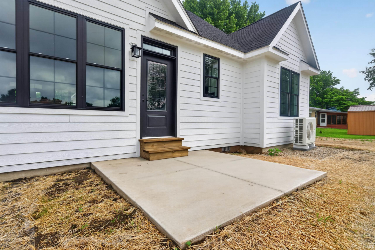 Listing Image 27