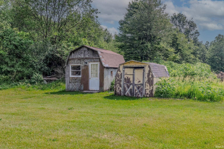 Listing Image 14