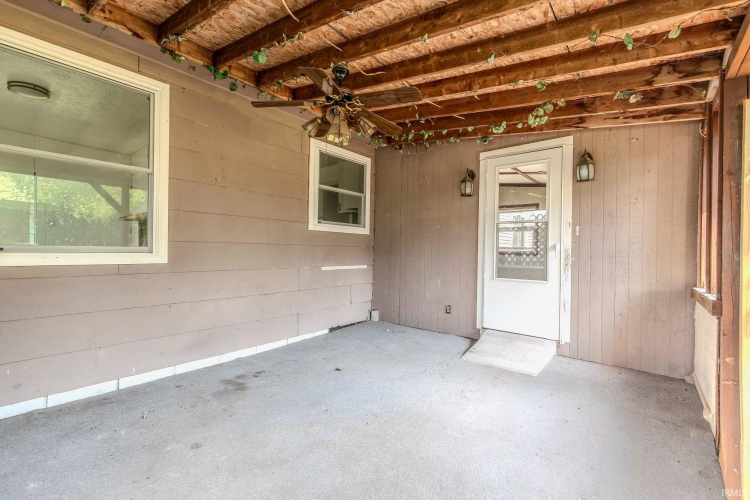 Listing Image 45